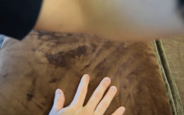 骨間マッサージ　動画